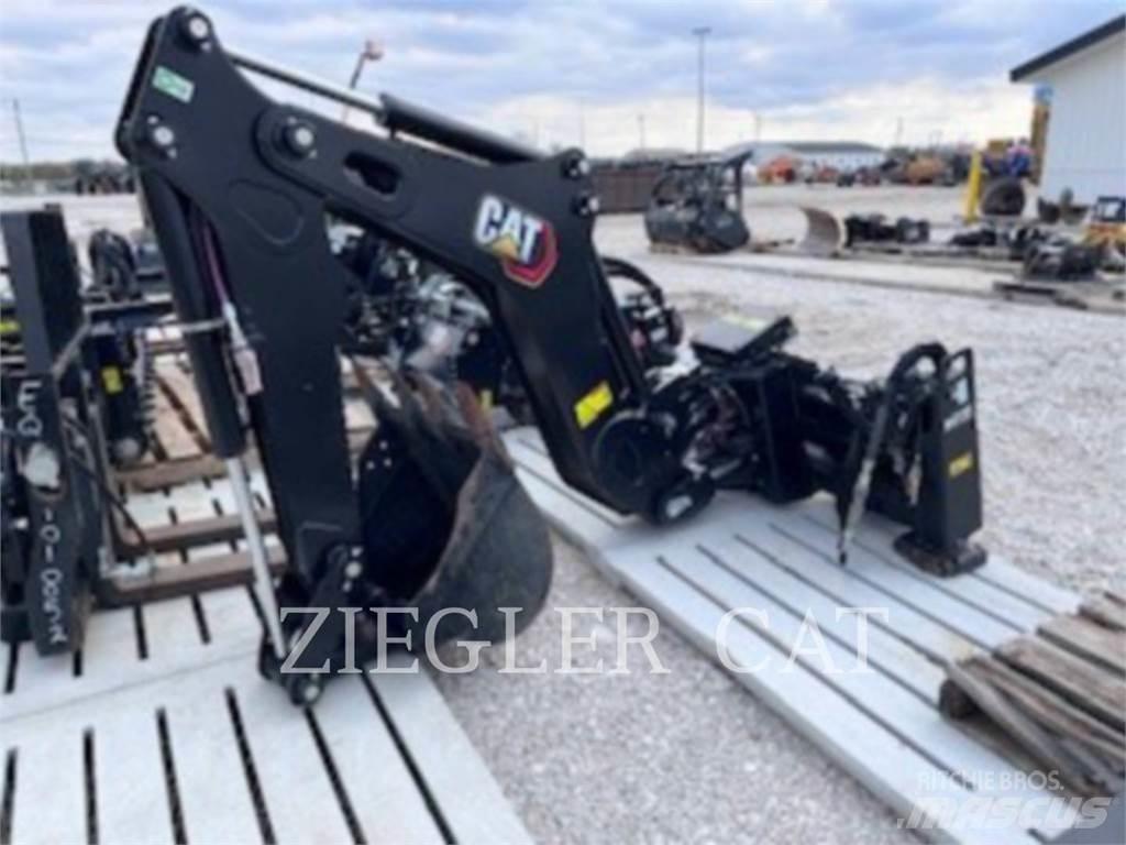 CAT BH130 Łyżki do koparek