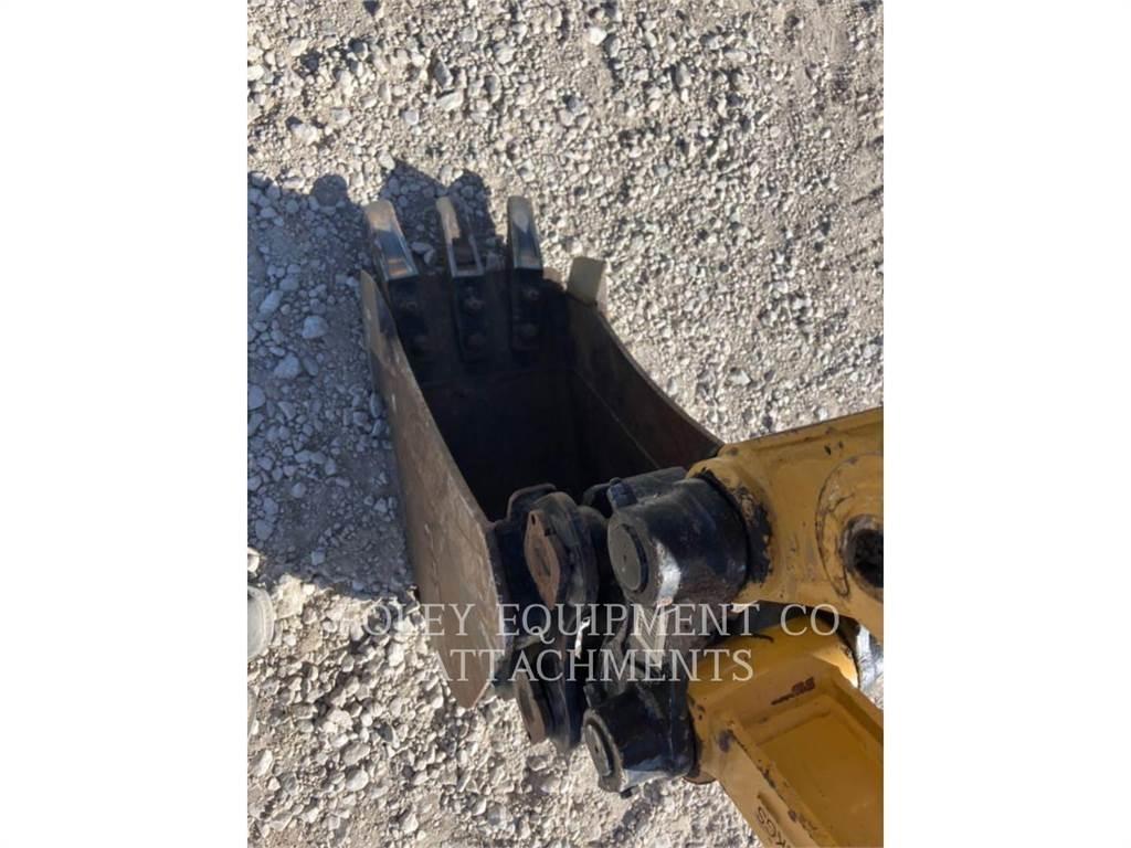 CAT BK302P12 Koparki gąsienicowe