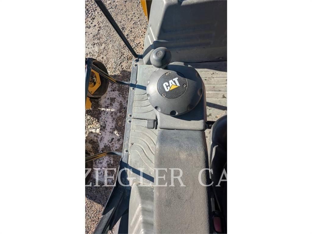 CAT CB10 Zagęszczarki gruntu