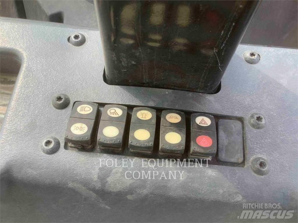 CAT CB15 Zagęszczarki gruntu