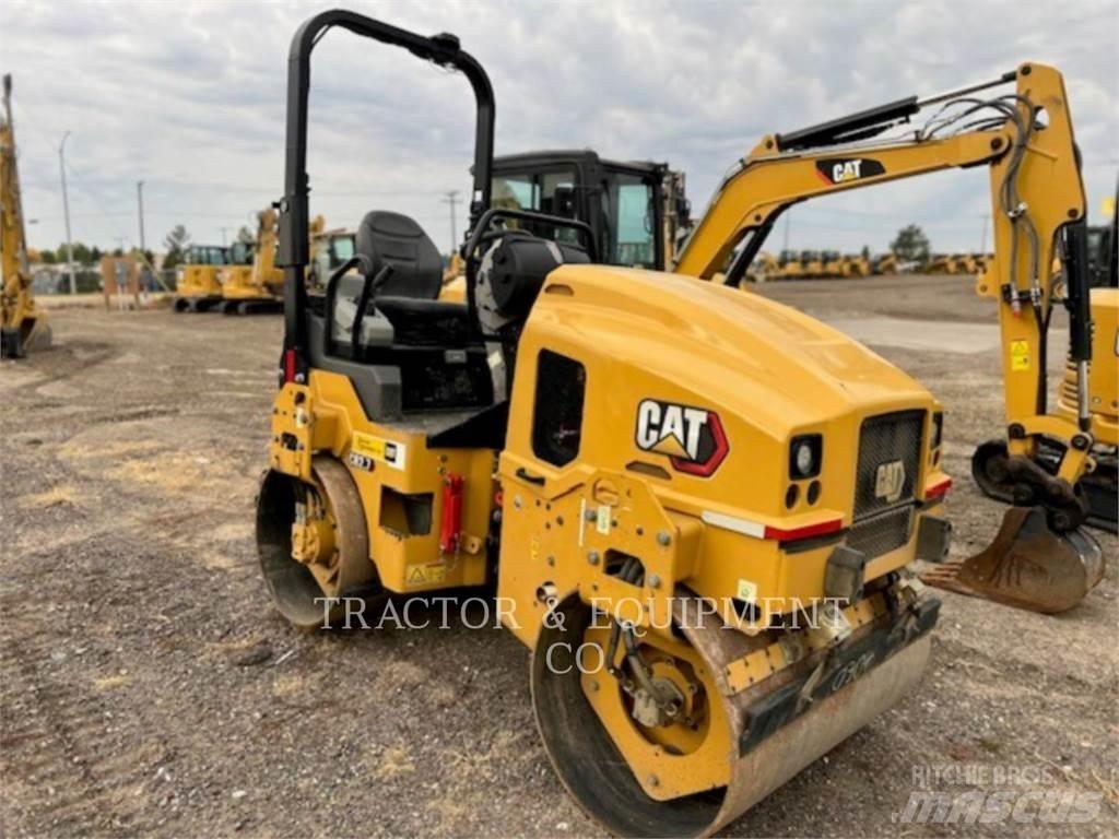 CAT CB2.7 Rozściełacze do asfaltu