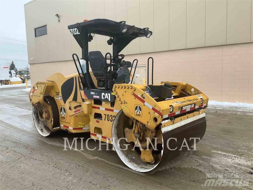 CAT CB54 XW Walce dwubębnowe