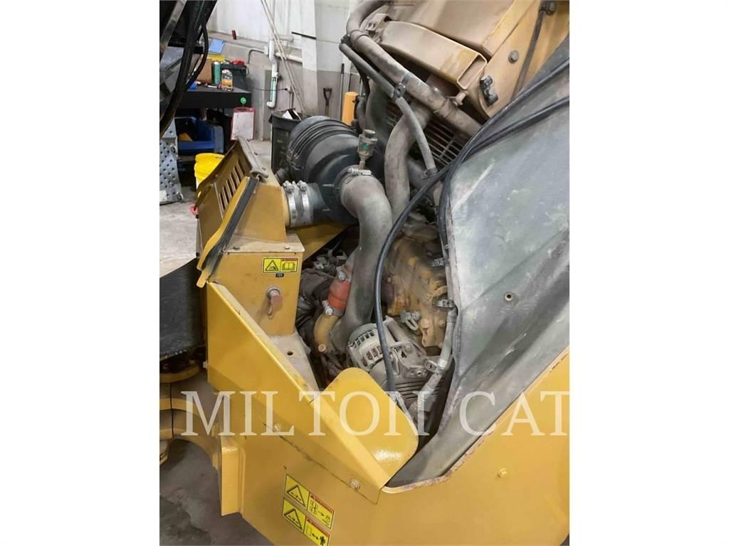 CAT CB54 XW Zagęszczarki gruntu