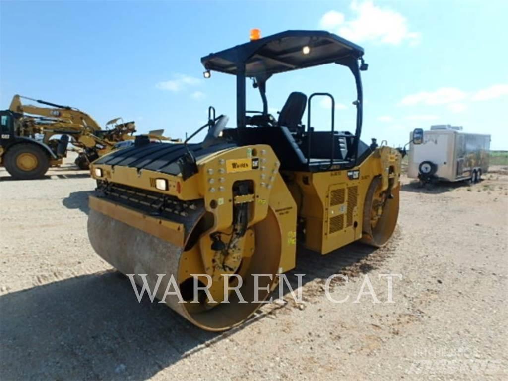 CAT CB66B Rozściełacze do asfaltu