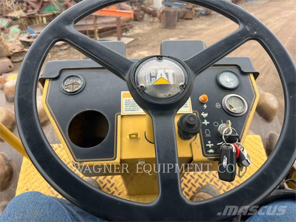 CAT CP563C Zagęszczarki gruntu
