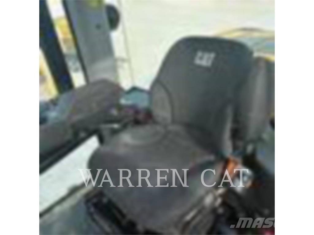 CAT CP56B Rozściełacze do asfaltu