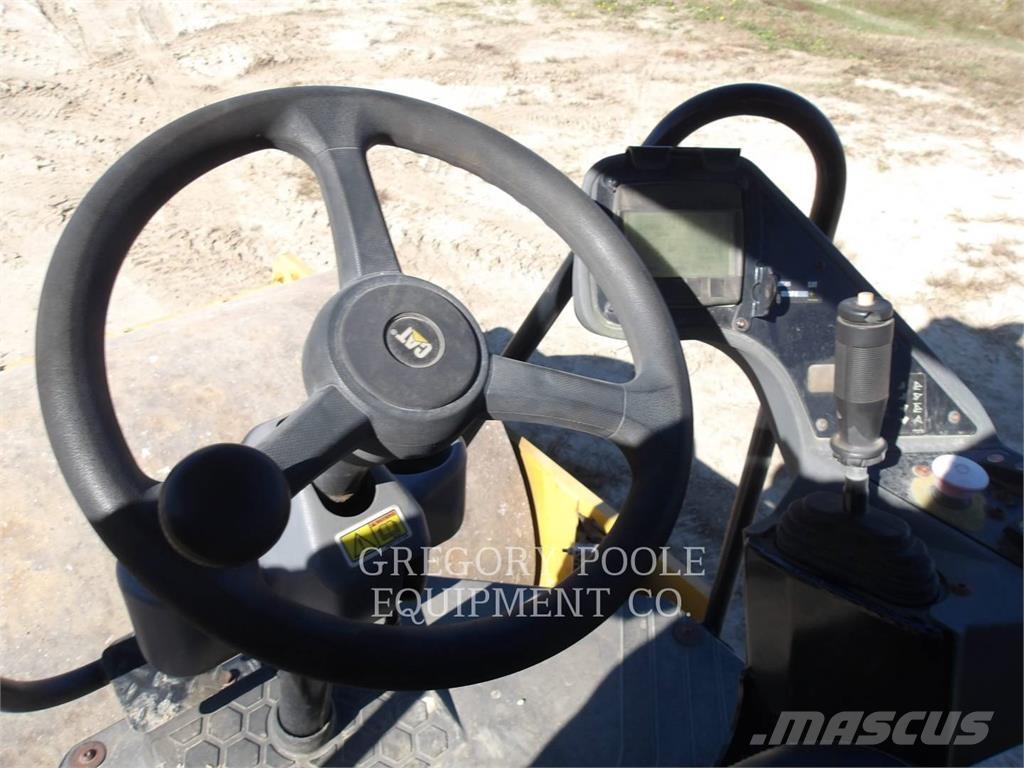 CAT CS44B Walce jednobębnowe