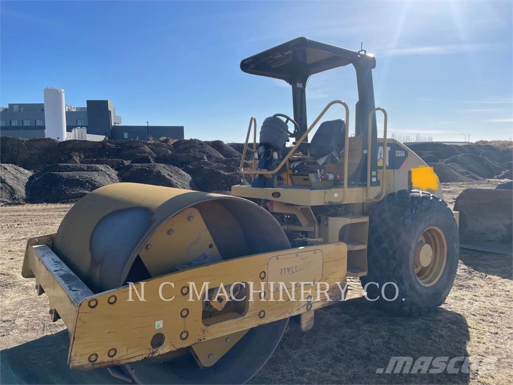 CAT CS54 Rozściełacze do asfaltu