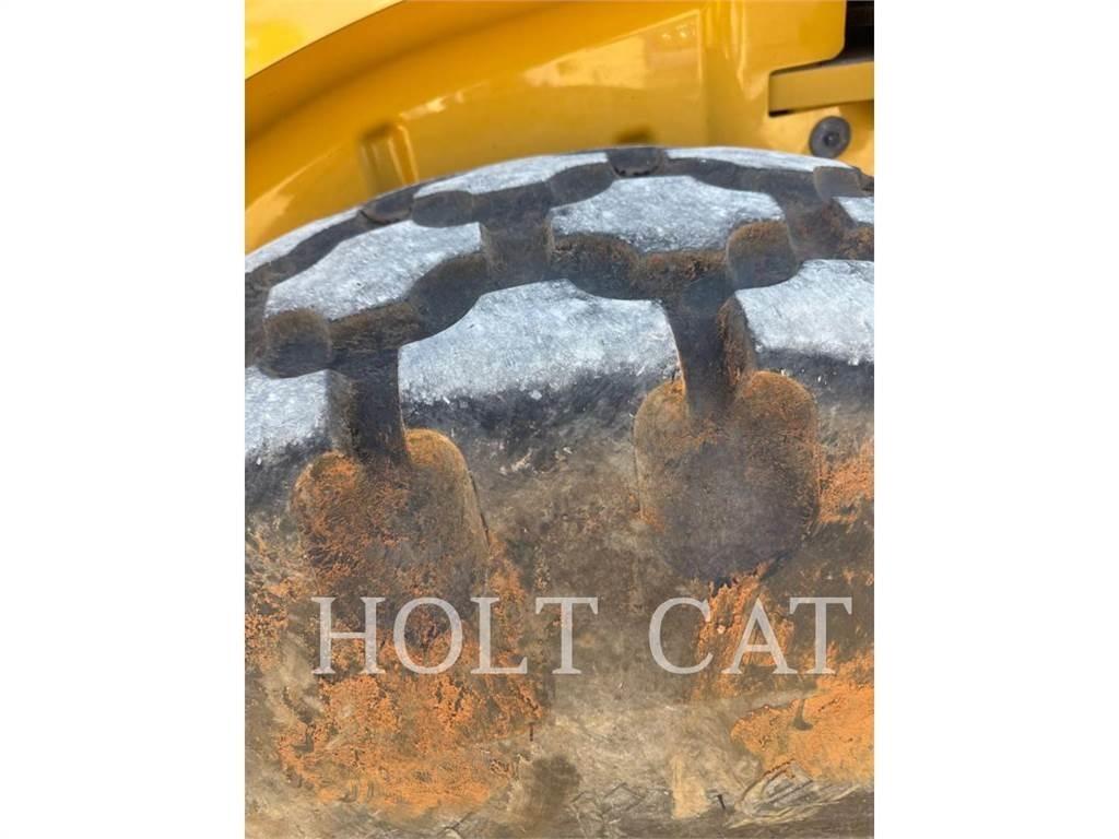 CAT CS64B Walce jednobębnowe