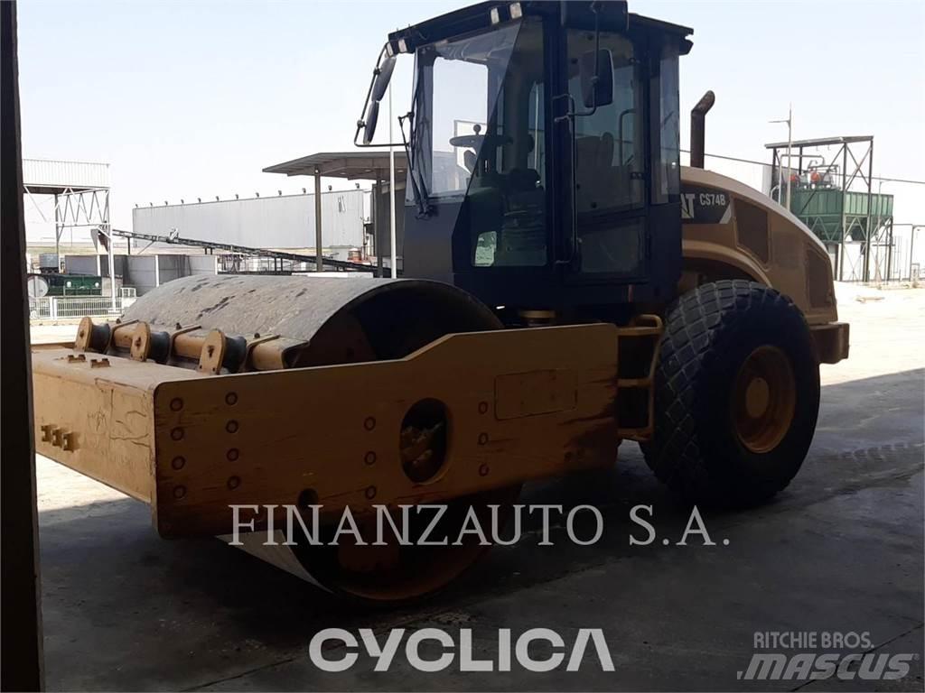 CAT CS74B Walce jednobębnowe