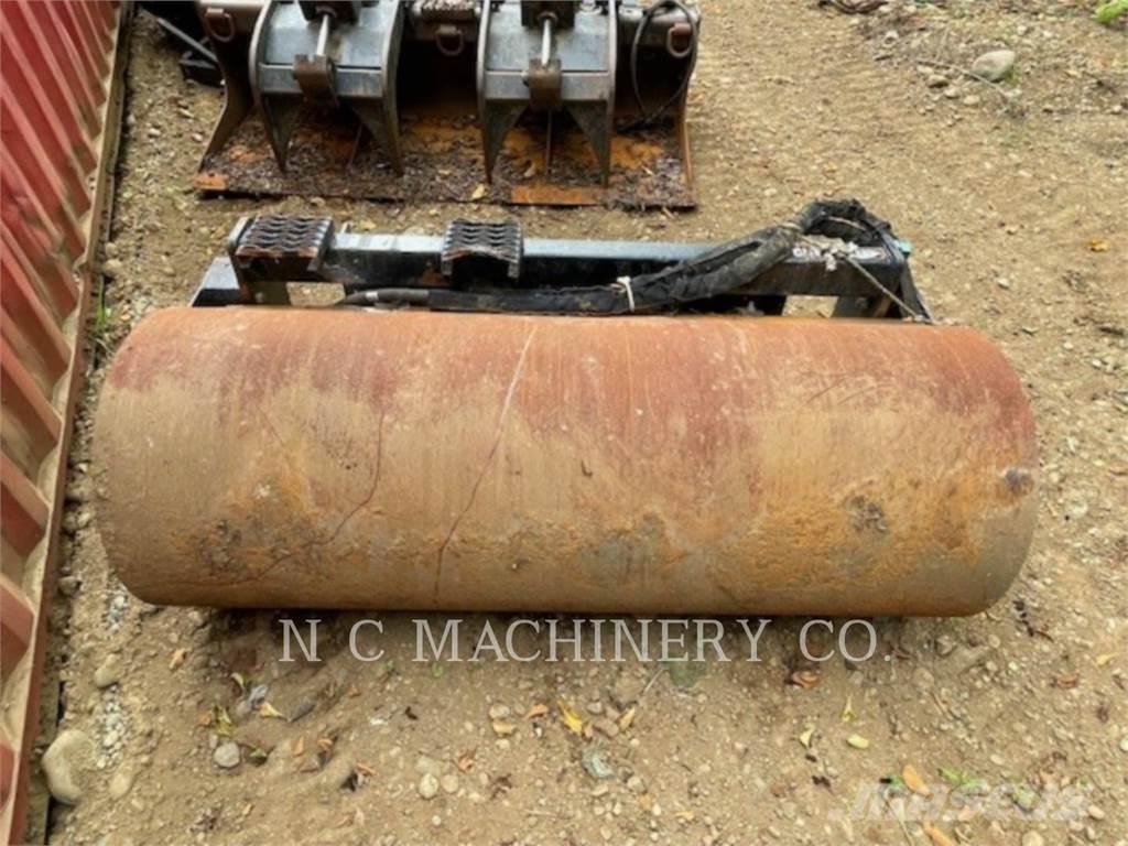 CAT CV117 Ładowarki burtowe