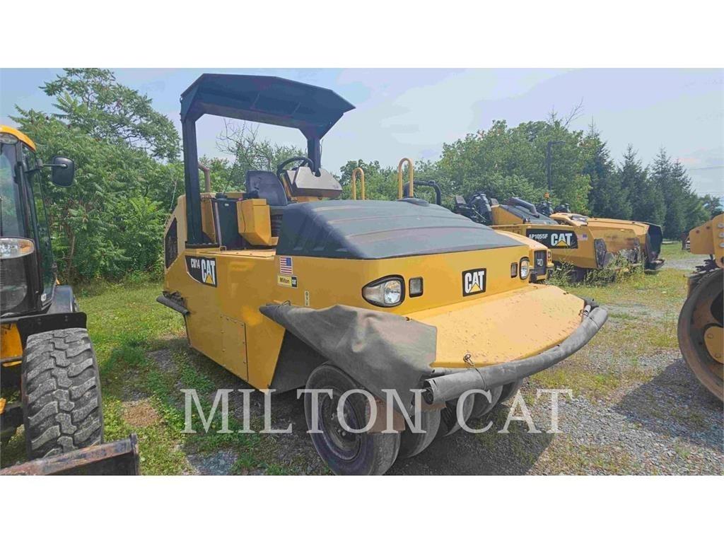 CAT CW14 Walce ogumione