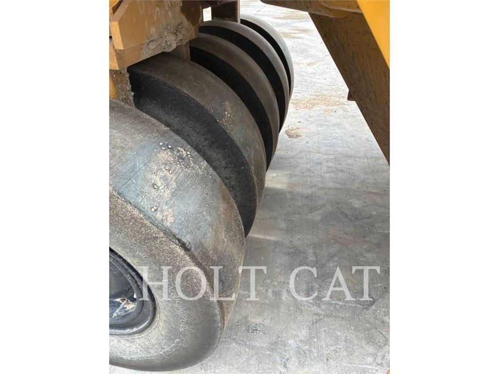 CAT CW16 Walce jednobębnowe