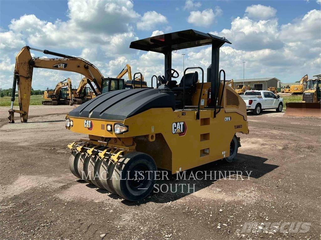 CAT CW16 Walce ogumione