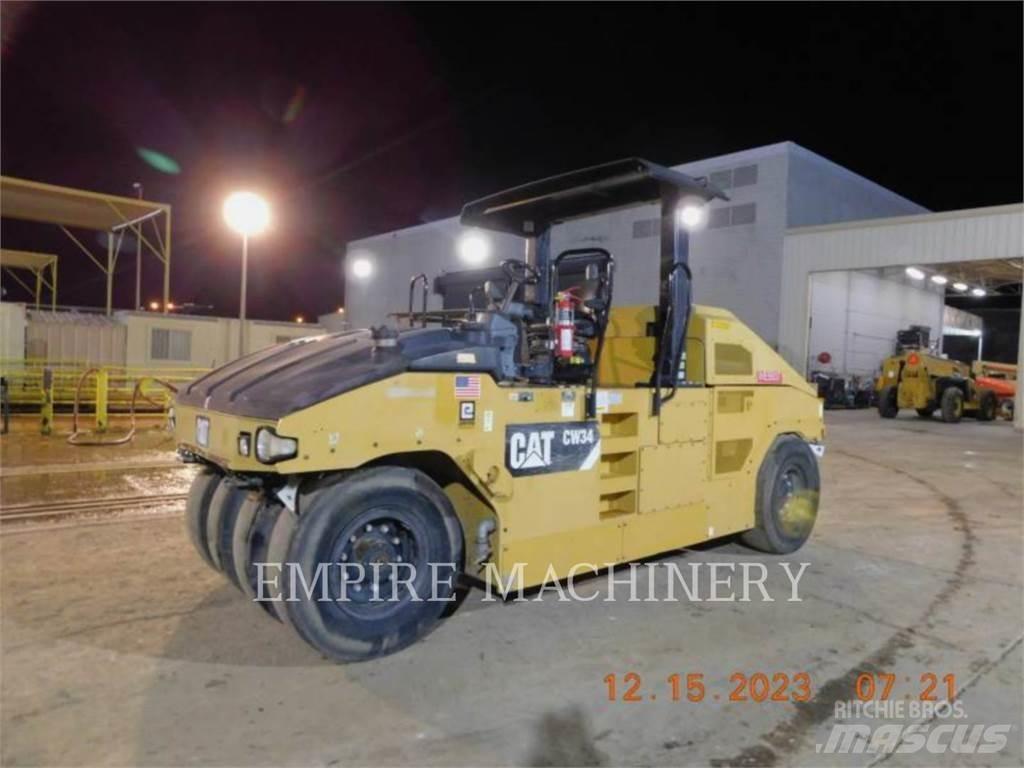 CAT CW34 Walce ogumione