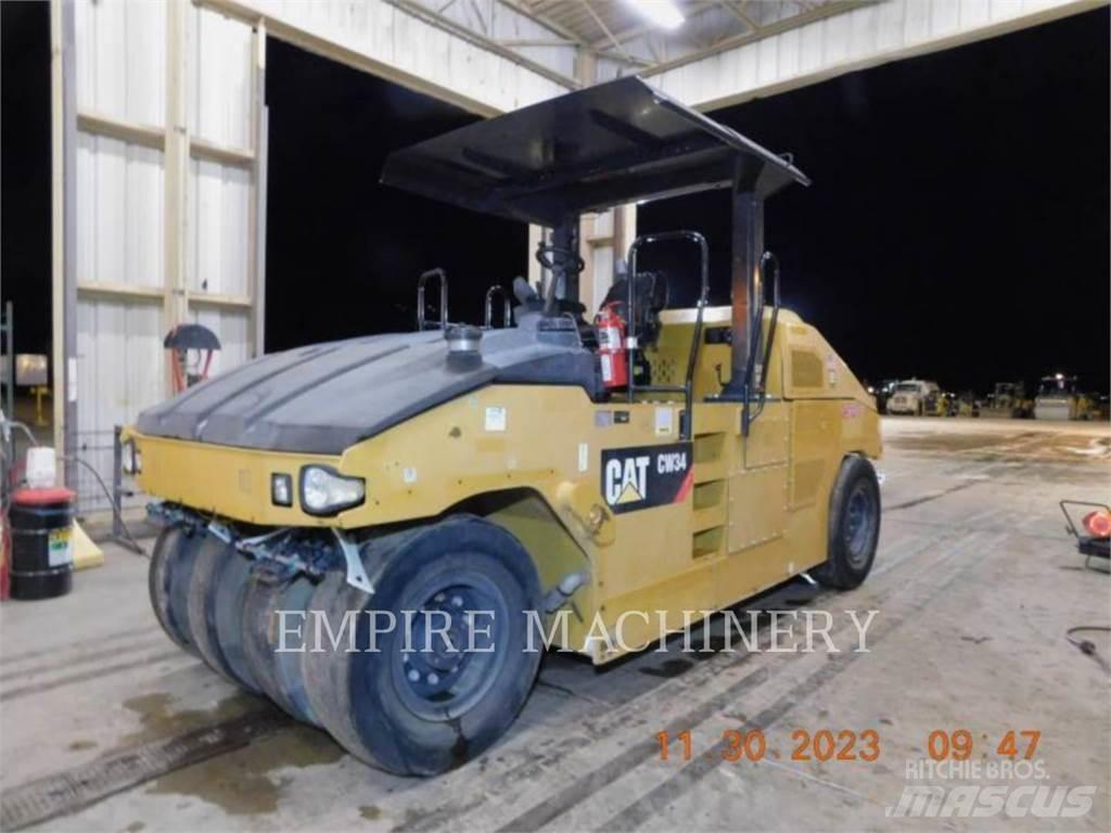 CAT CW34 Walce ogumione