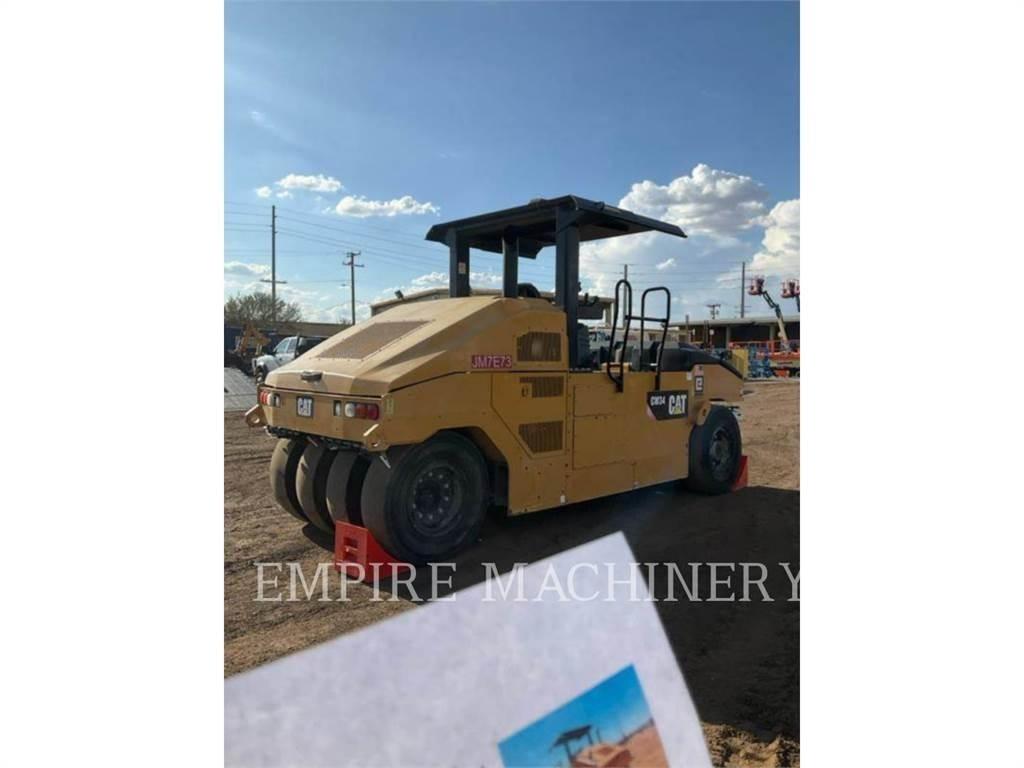 CAT CW34 Walce ogumione