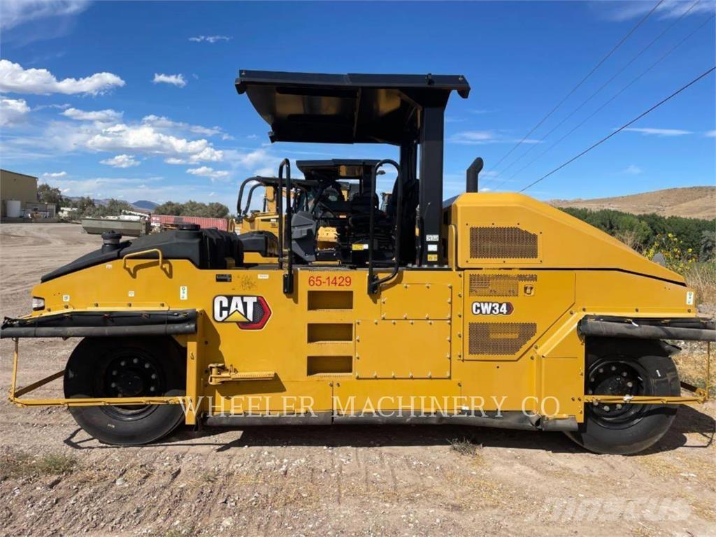 CAT CW34 Walce ogumione