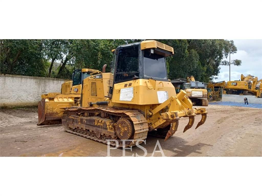 CAT D 6 K2 Spycharki gąsienicowe