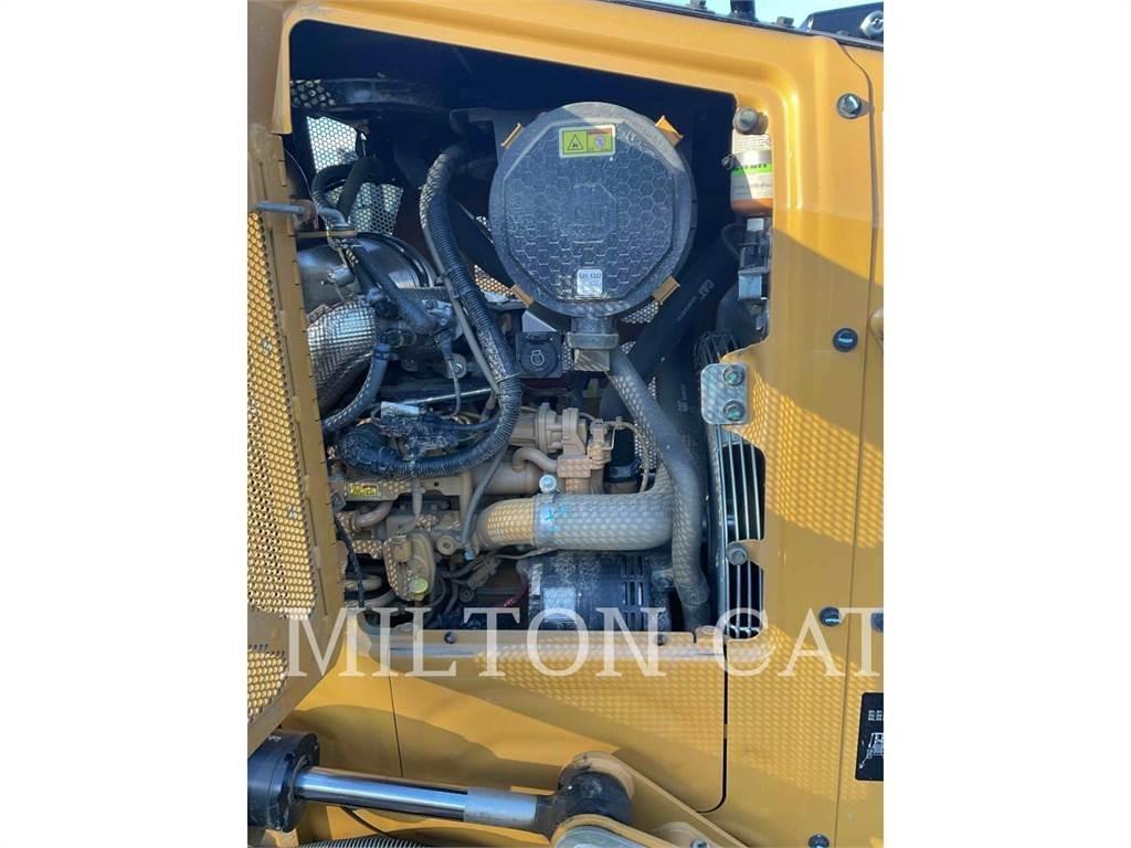 CAT D1 Spycharki gąsienicowe