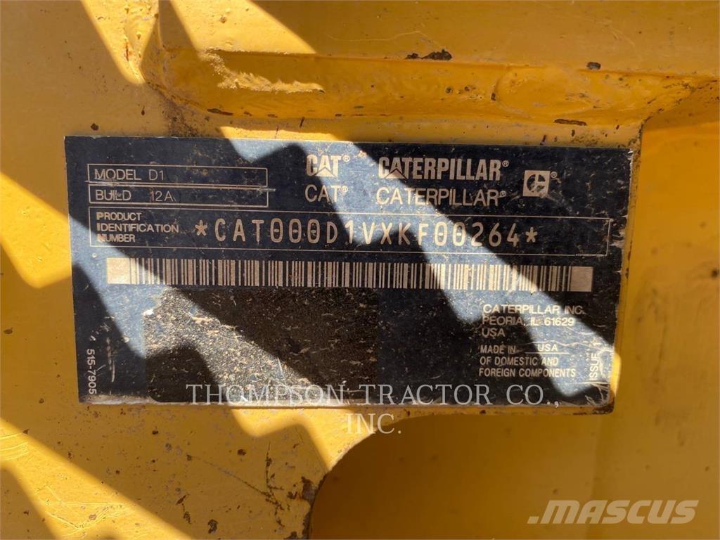 CAT D1 Spycharki gąsienicowe