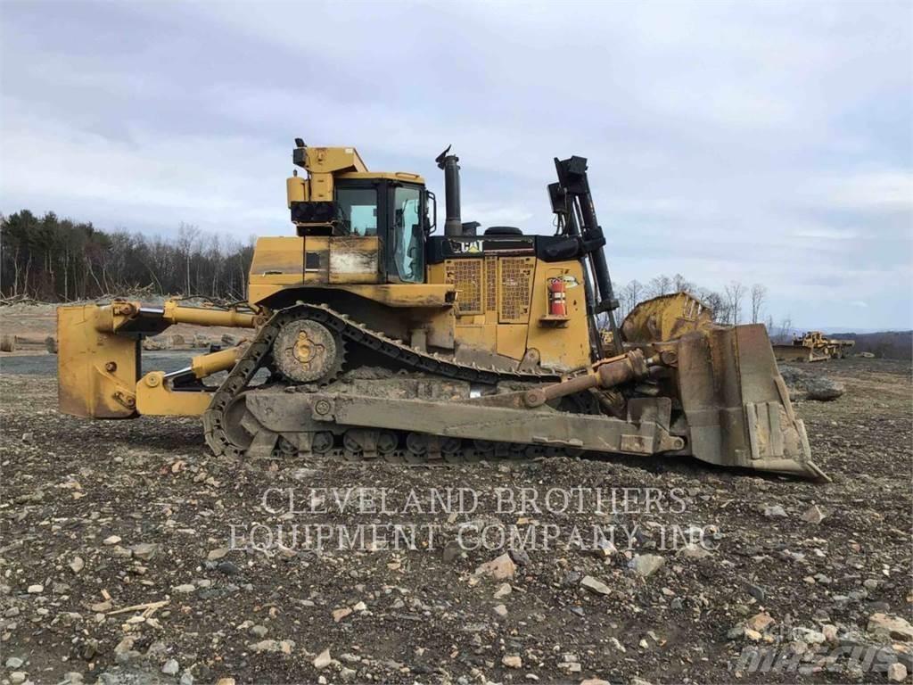 CAT D10T Spycharki gąsienicowe