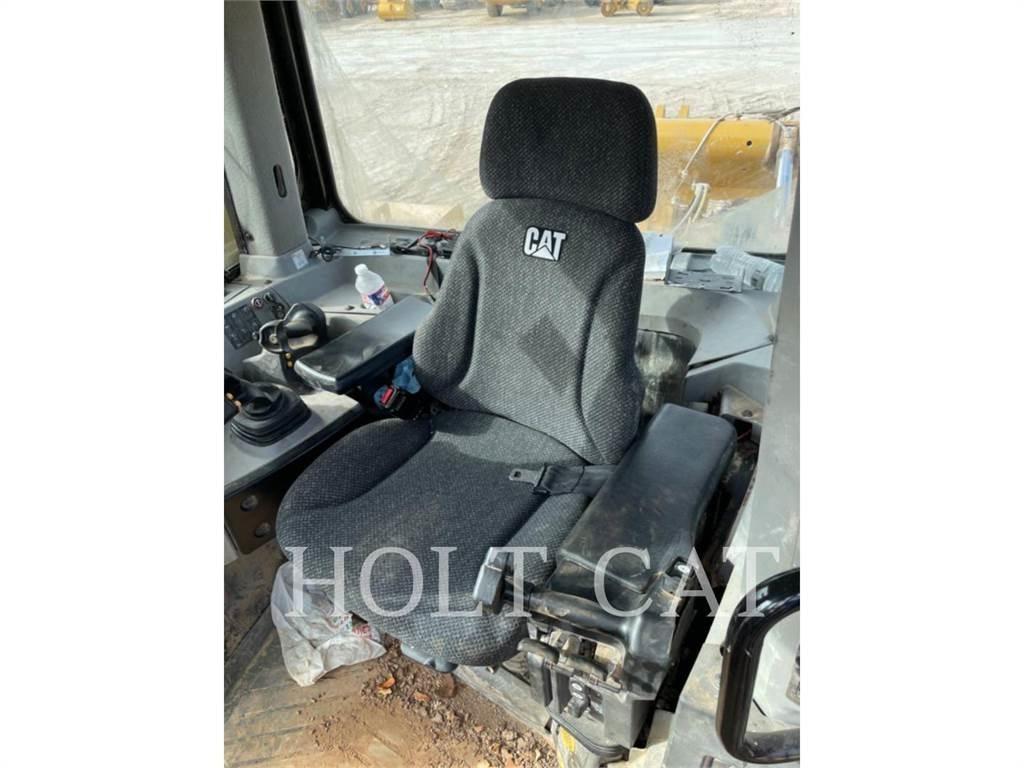 CAT D10T Spycharki gąsienicowe