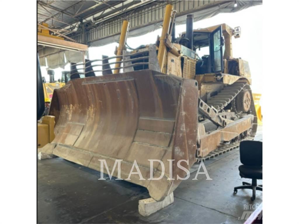 CAT D10T Spycharki gąsienicowe