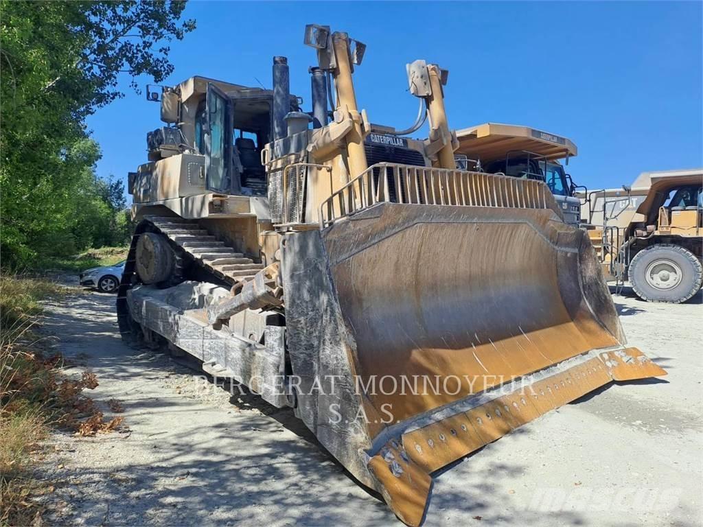 CAT D10T Spycharki gąsienicowe