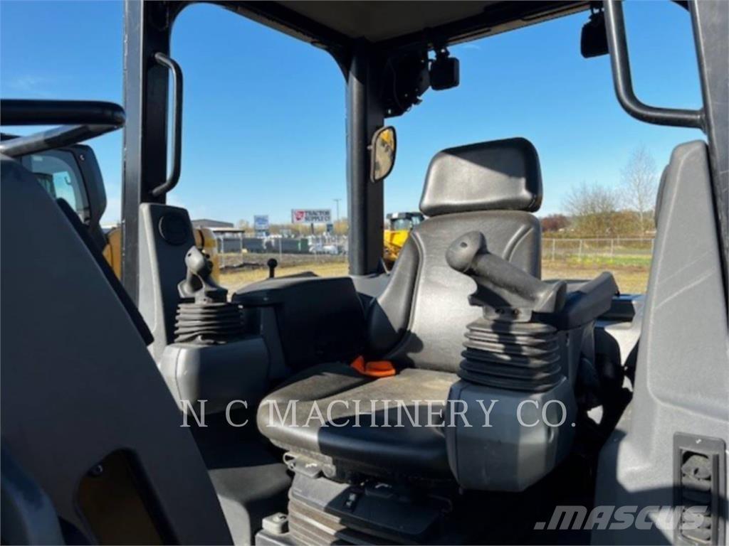 CAT D2 XLCN Spycharki gąsienicowe