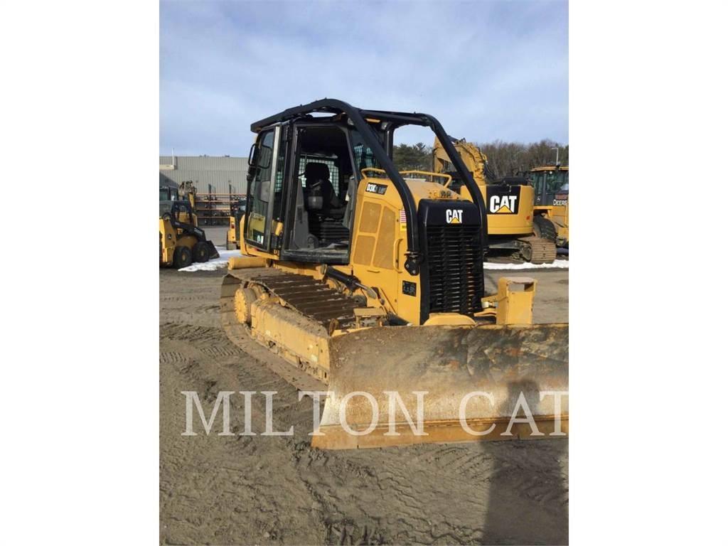 CAT D3K2LGP Spycharki gąsienicowe