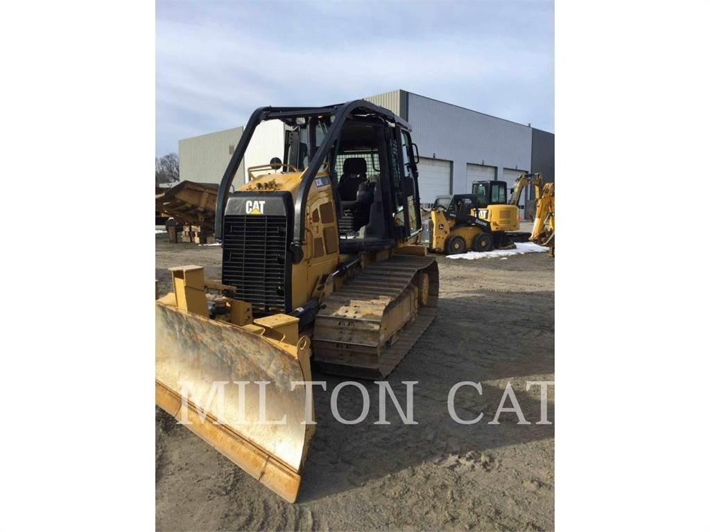 CAT D3K2LGP Spycharki gąsienicowe
