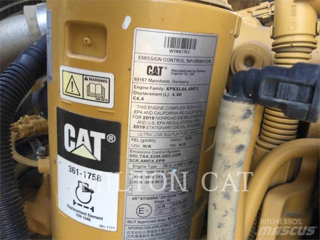 CAT D3K2LGP Spycharki gąsienicowe