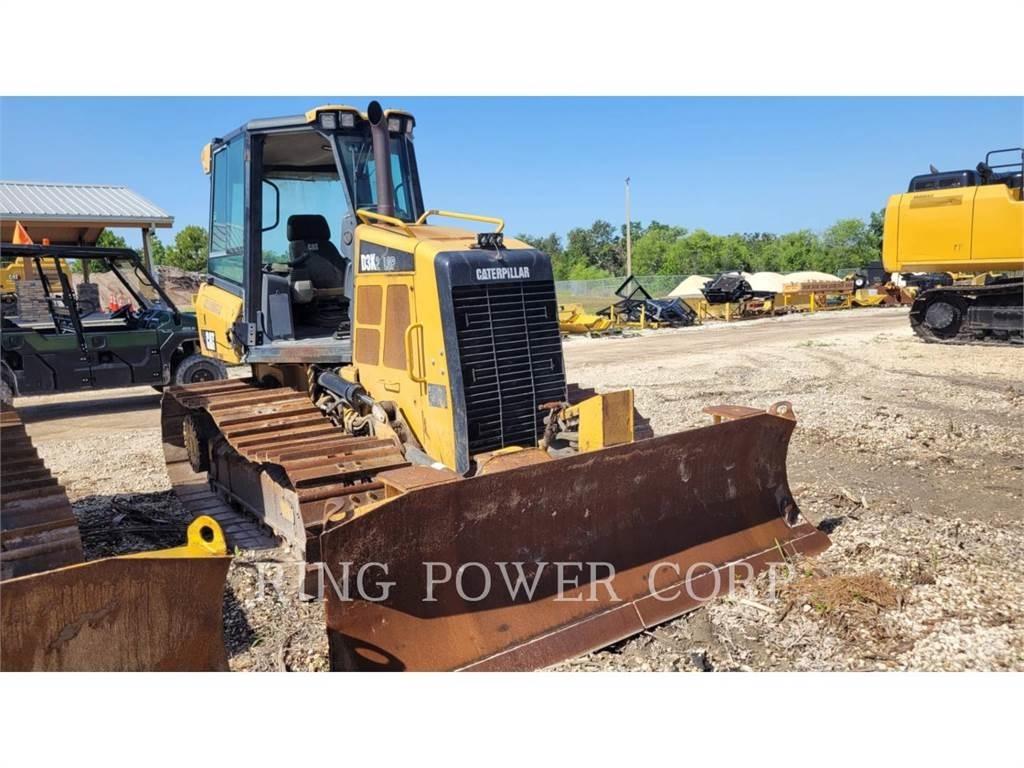 CAT D3K2LGP Spycharki gąsienicowe