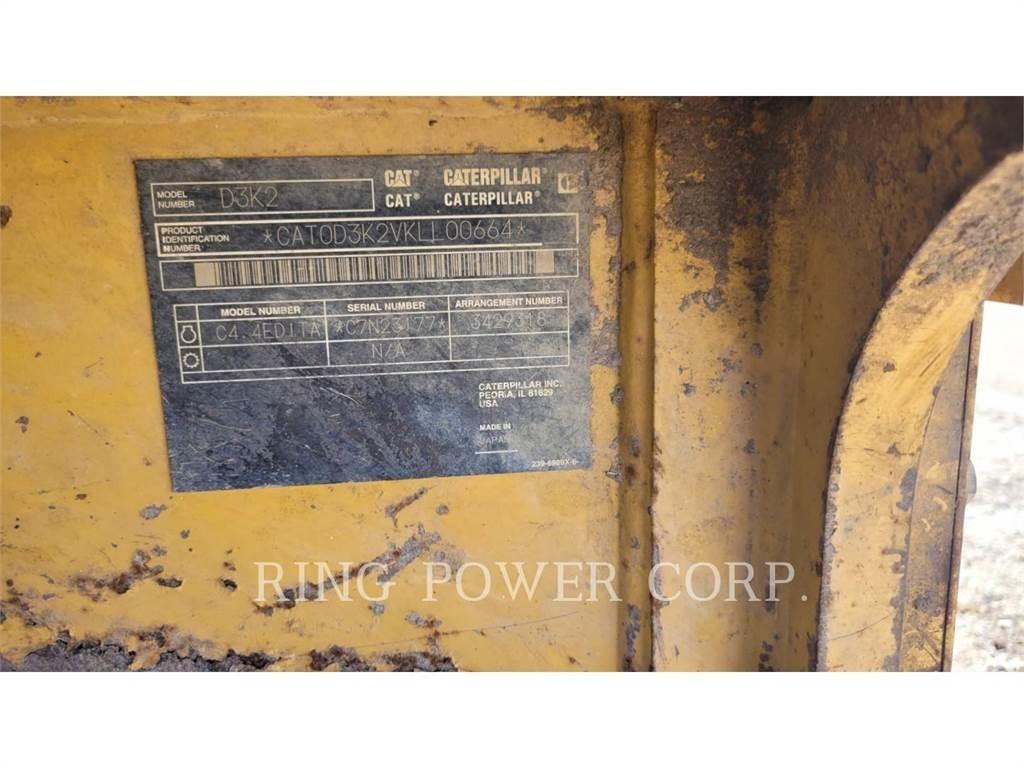 CAT D3K2LGP Spycharki gąsienicowe