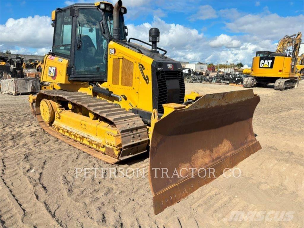 CAT D4 Spycharki gąsienicowe