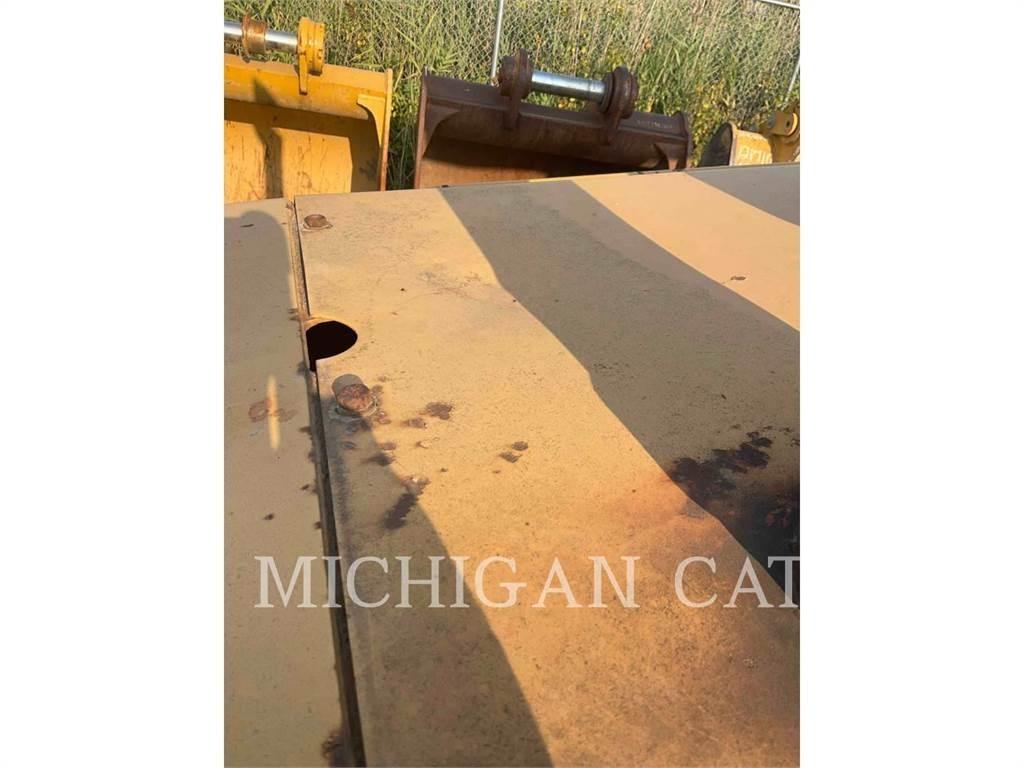 CAT D4H Spycharki gąsienicowe