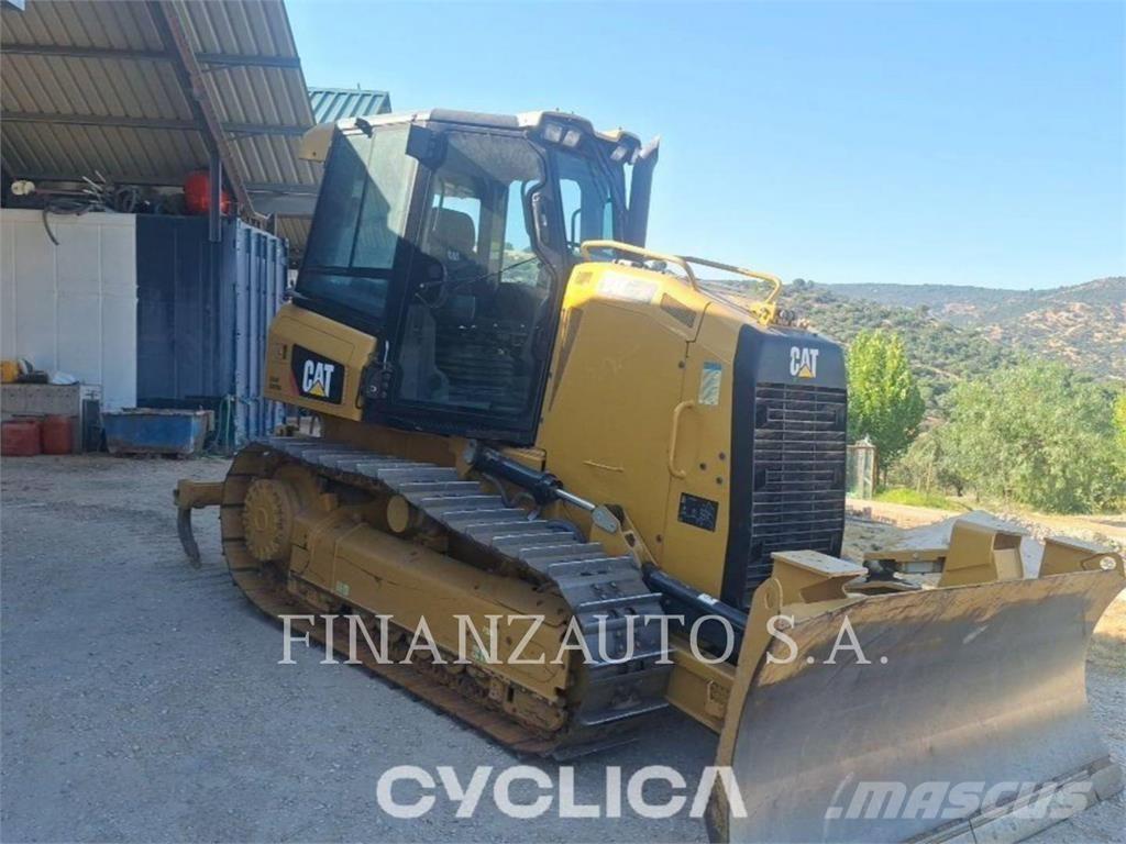 CAT D4K2 Spycharki gąsienicowe
