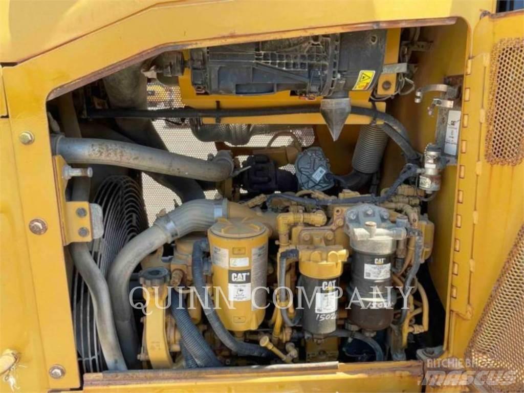 CAT D4K2 XL Spycharki gąsienicowe