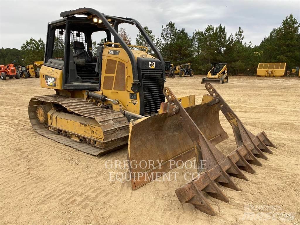 CAT D4K2LGP Spycharki gąsienicowe