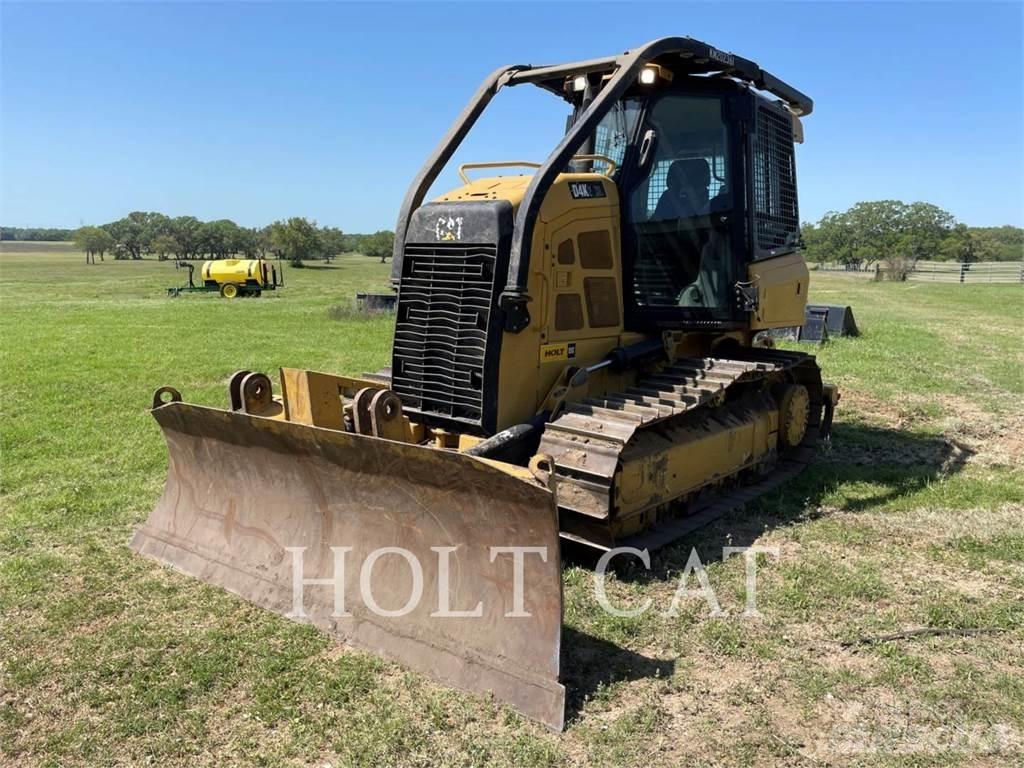 CAT D4K2XL Spycharki gąsienicowe