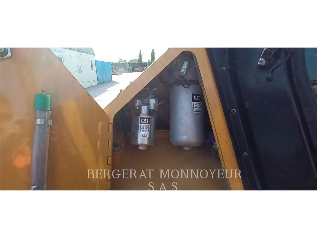 CAT D5 Spycharki gąsienicowe