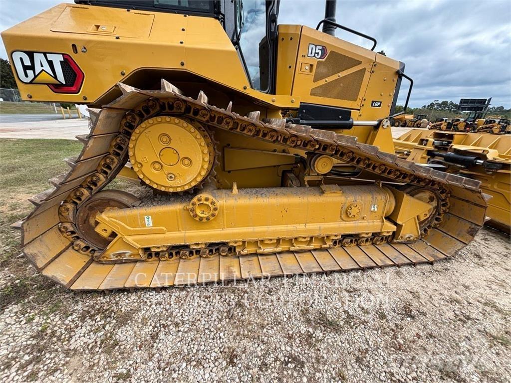 CAT D5-17VP Spycharki gąsienicowe