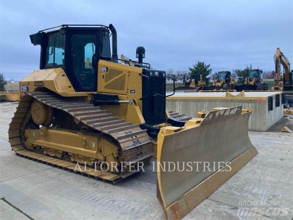 CAT D5-17VPLGP Spycharki gąsienicowe