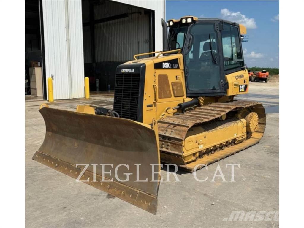 CAT D5K2 Spycharki gąsienicowe