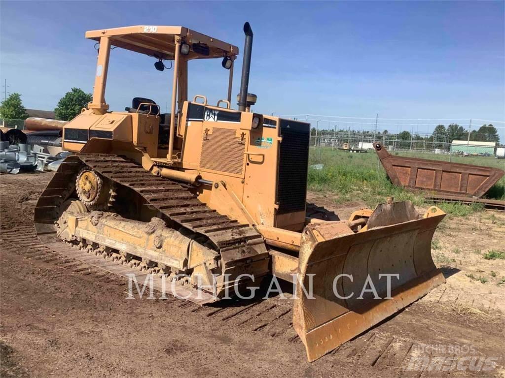 CAT D5ML Spycharki gąsienicowe