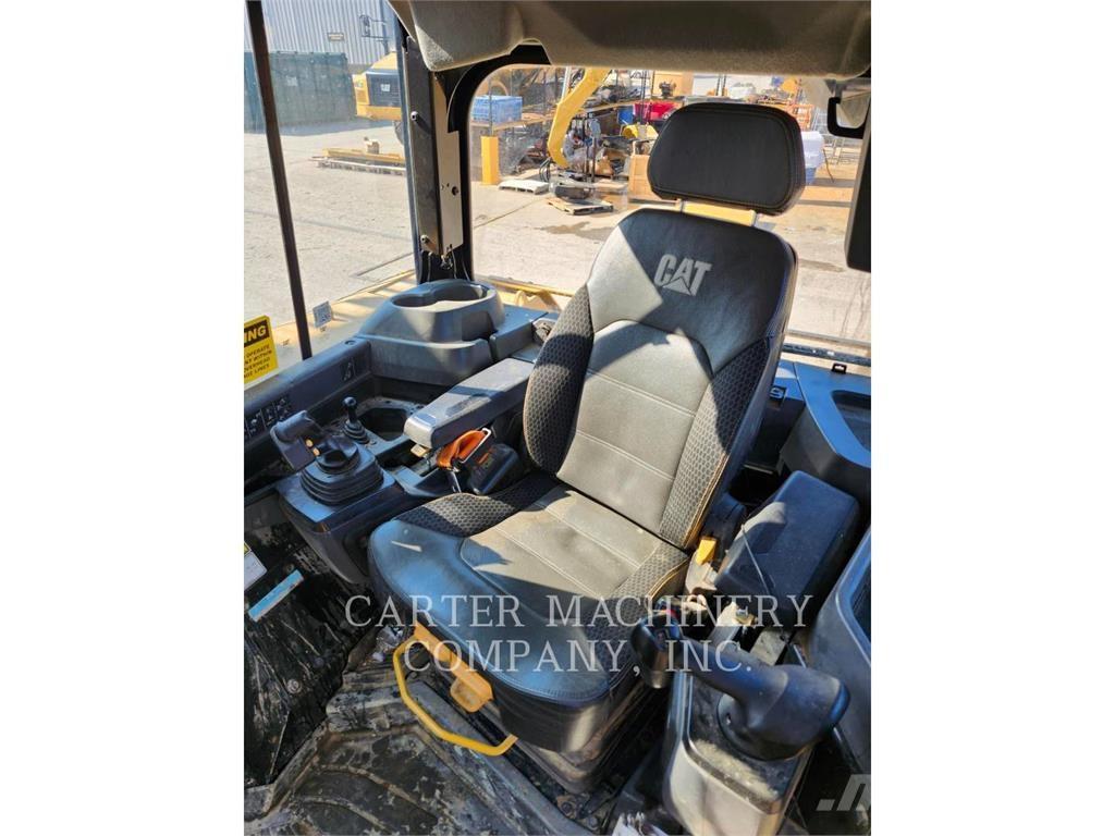 CAT D6-20LGVAR Spycharki gąsienicowe
