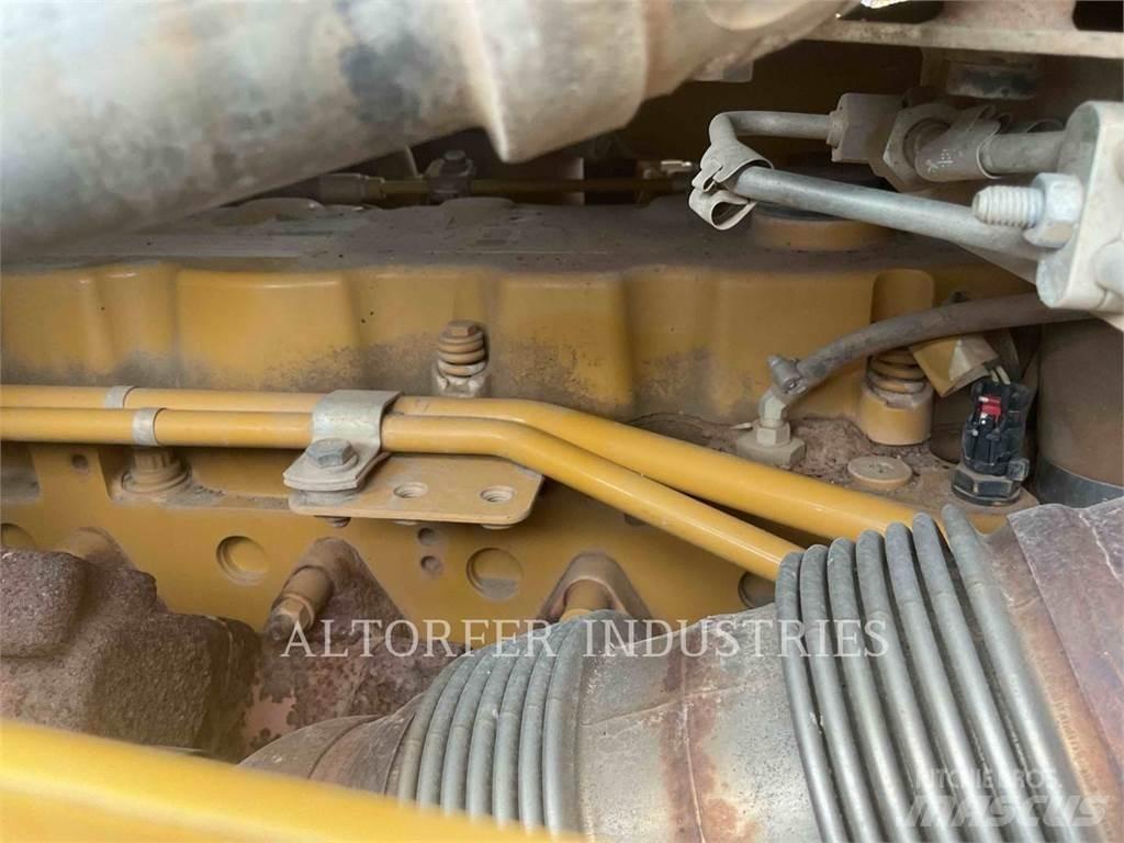 CAT D6-20PAT3D Spycharki gąsienicowe