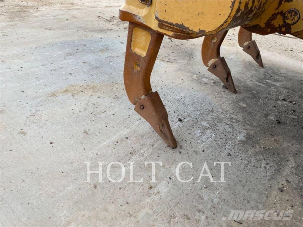CAT D6 LGPVP3 Spycharki gąsienicowe