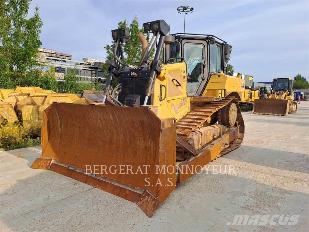 CAT D6 XE Spycharki gąsienicowe